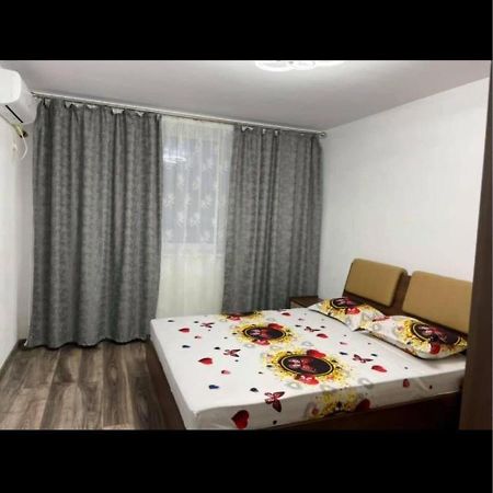 Apartament 4 Camere Orsova Kültér fotó